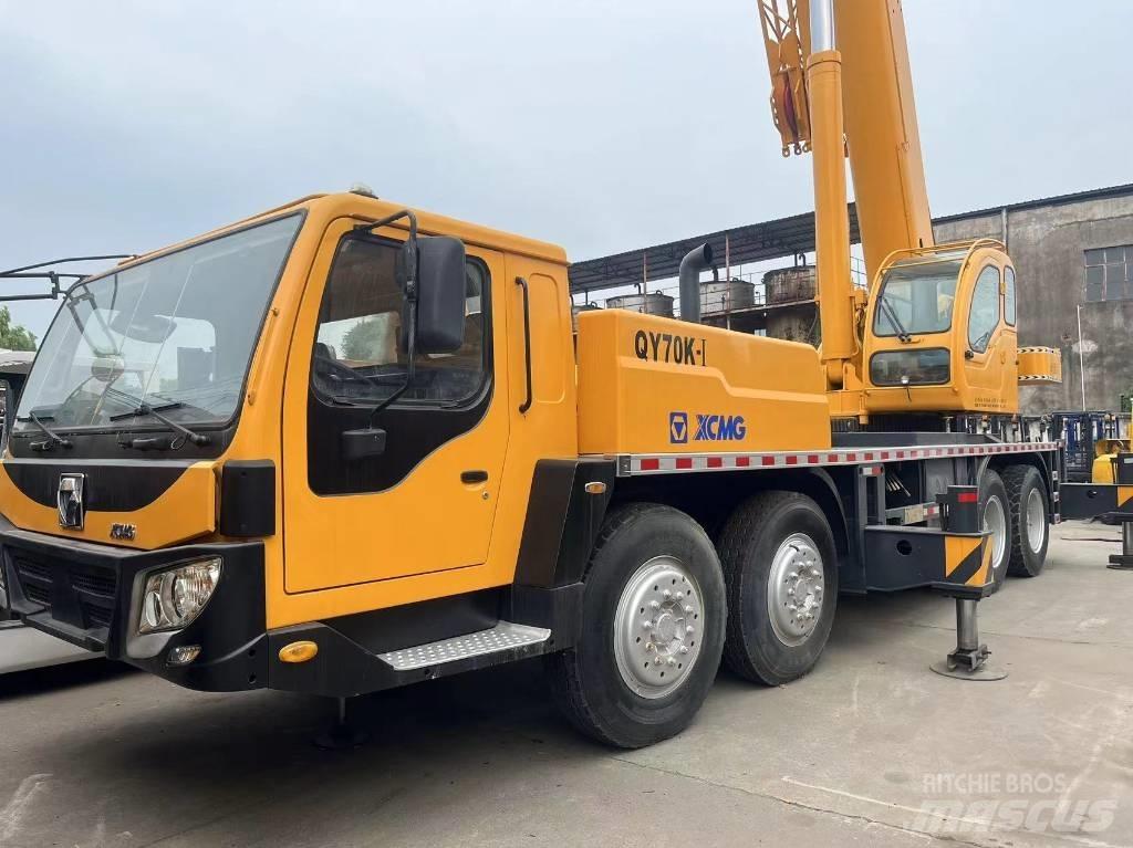 XCMG QY 70 K Macara teren accidentat