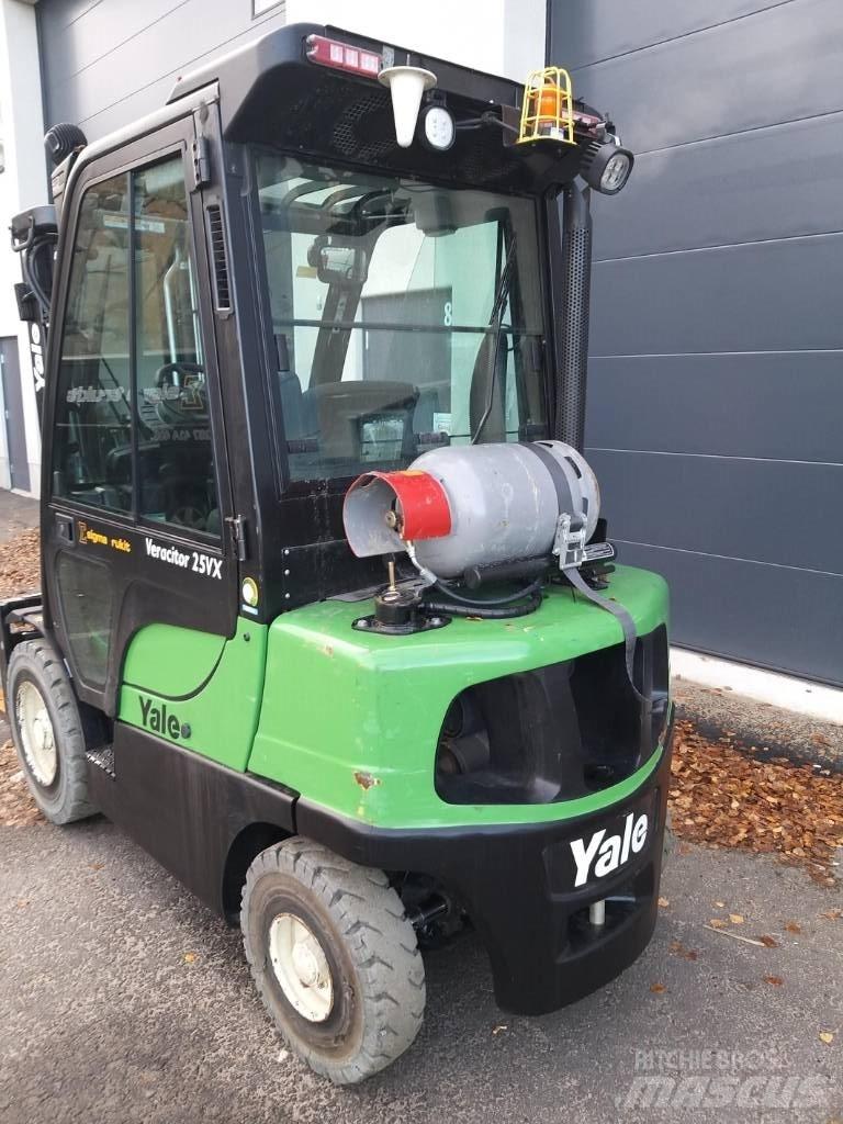 Yale GLP25VX Stivuitor GPL
