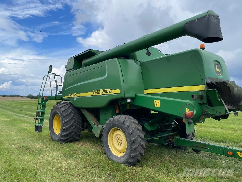 John Deere 9560 WTS Combine de secerat