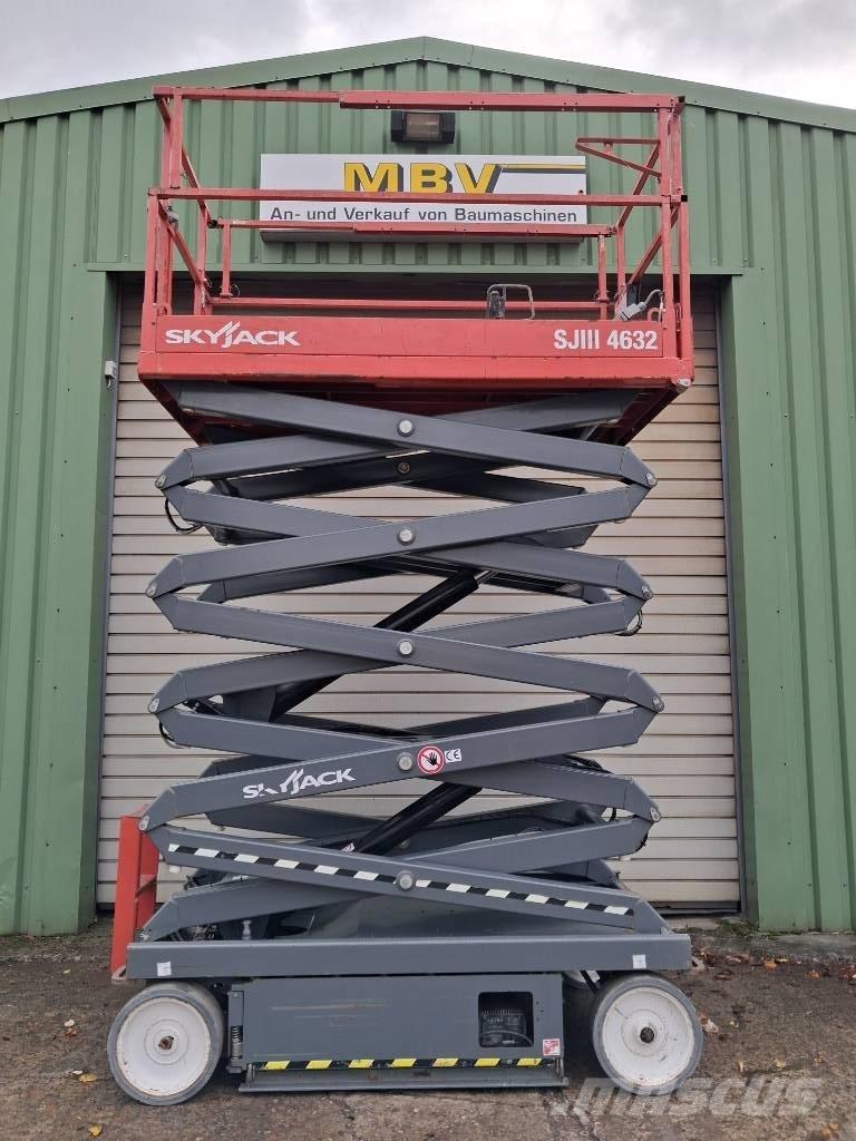SkyJack SJ III 4632 Platforme foarfeca