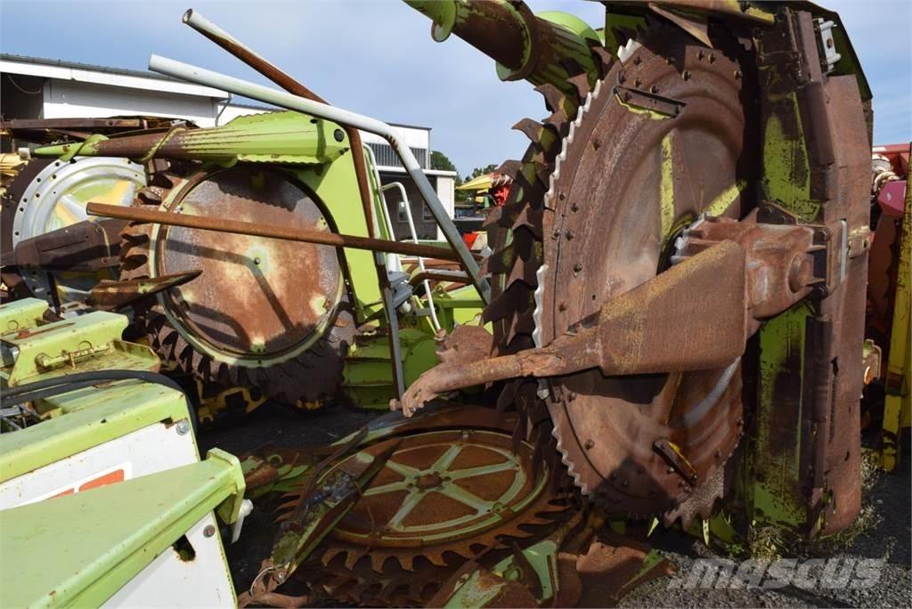 CLAAS RU 450 Alte echipamente pentru nutret