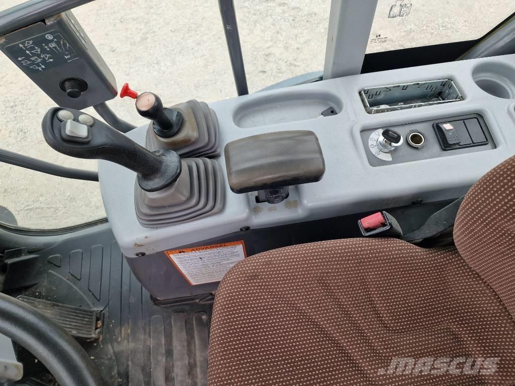 Hitachi ZW 95 Incarcator pe pneuri