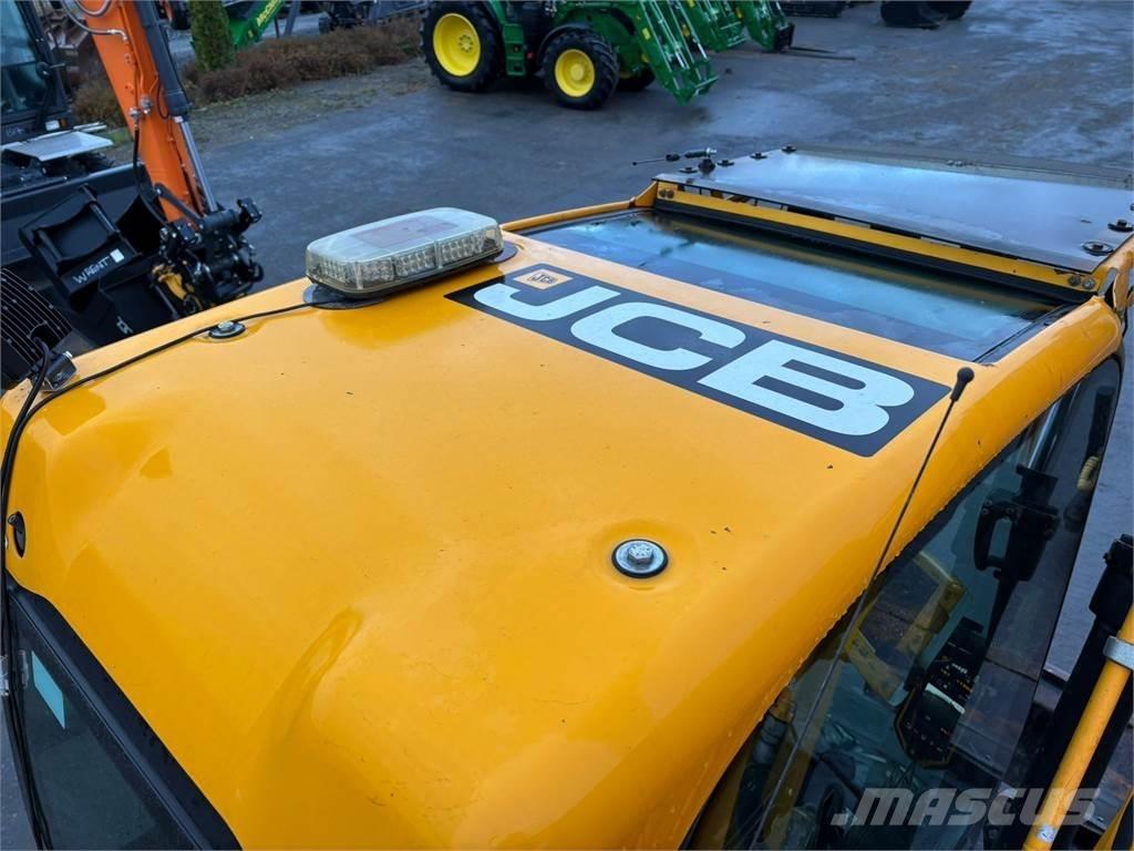 JCB JS145W T4i Excavatoare cu roti