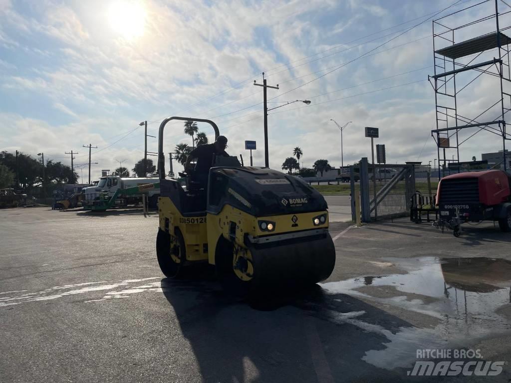Bomag BW 138 Cilindri compactori dubli