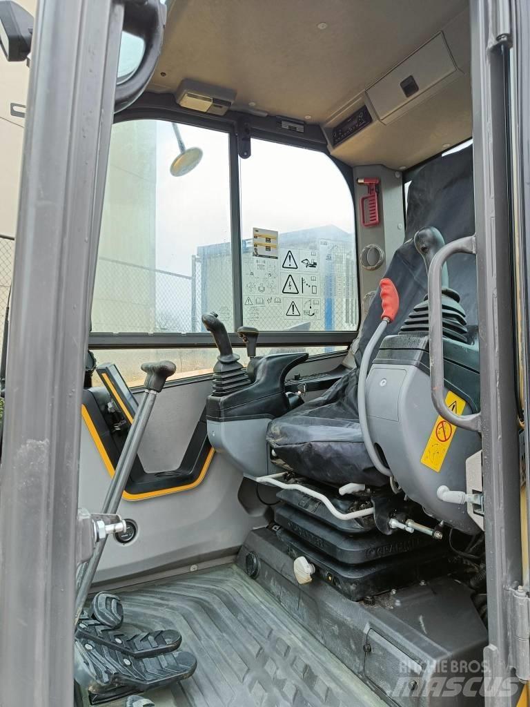 Volvo ECR 88 D Excavatoare cu roti