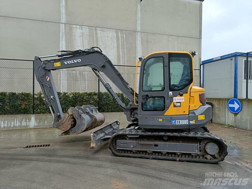 Volvo ECR 88 D Excavatoare cu roti