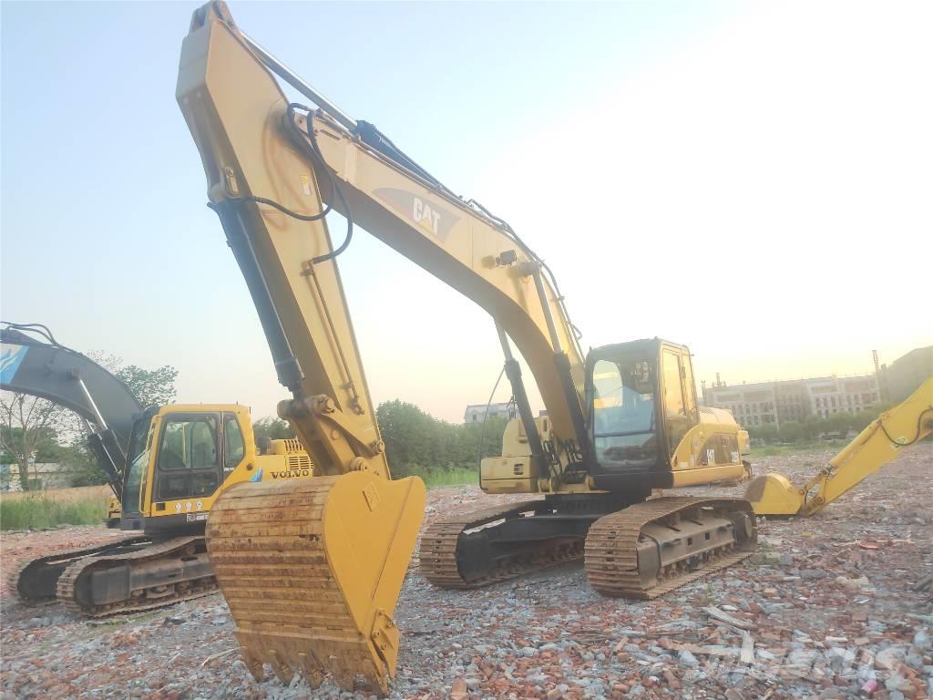 CAT 325C Excavatoare pe șenile
