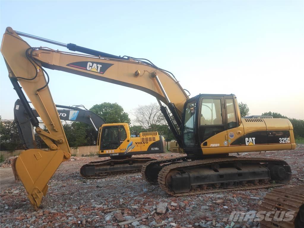 CAT 325C Excavatoare pe șenile

