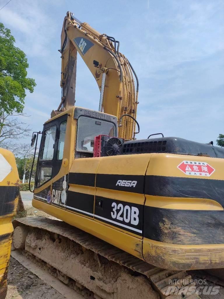 CAT 320 B Excavatoare pe șenile

