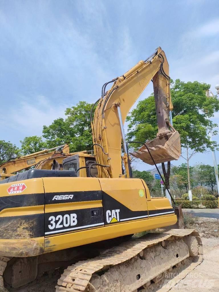 CAT 320 B Excavatoare pe șenile
