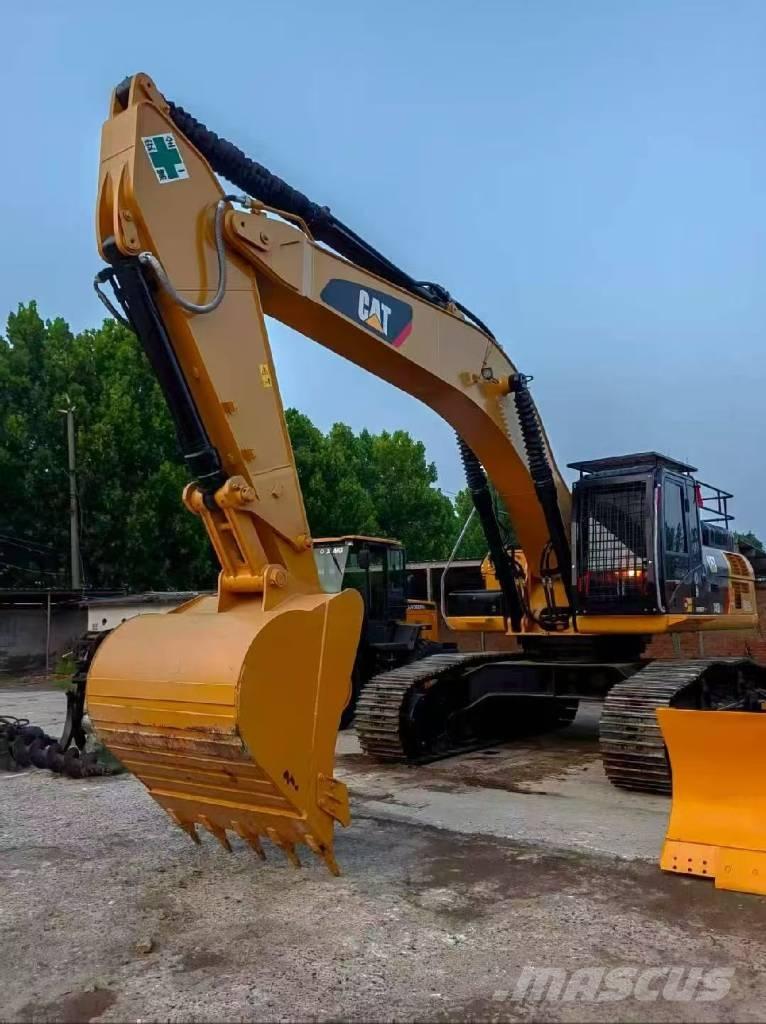 CAT 340 D L Excavatoare pe șenile
