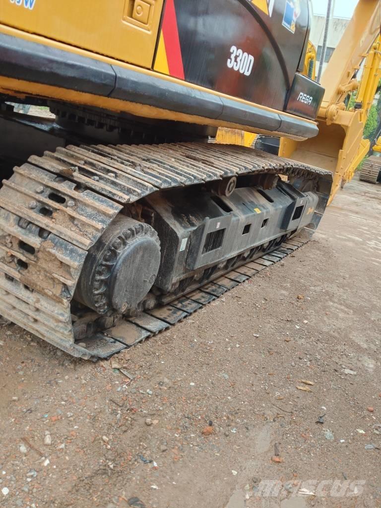 CAT 330 D Excavatoare pe șenile
