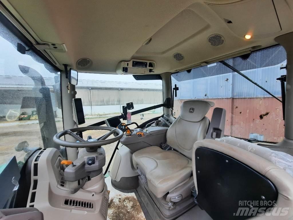 John Deere 6R155 Tractoare