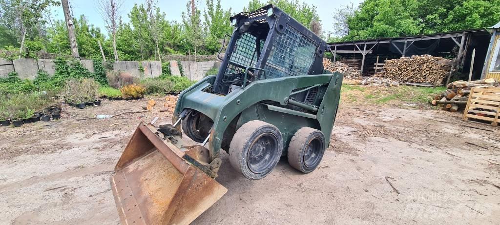 CAT 226 Mini incarcator