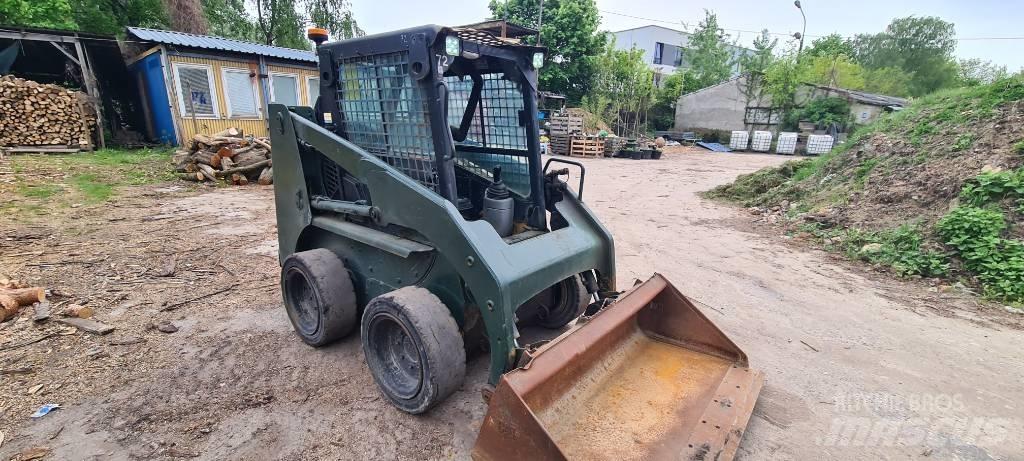 CAT 226 Mini incarcator