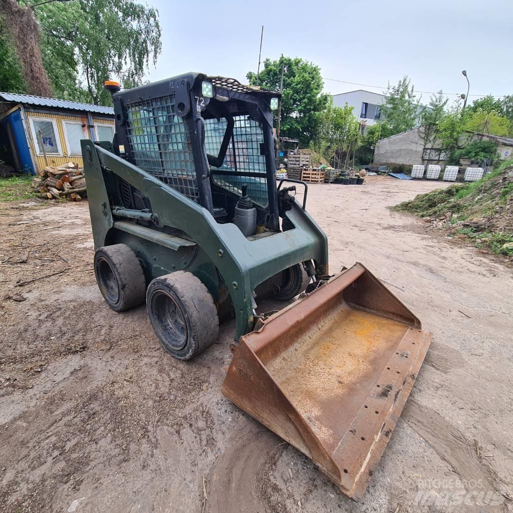 CAT 226 Mini incarcator