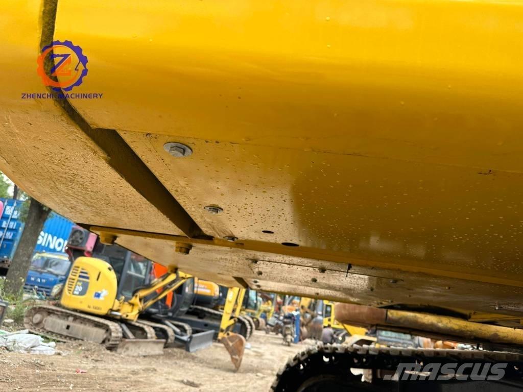 Komatsu PC 200-7L Excavatoare pe șenile
