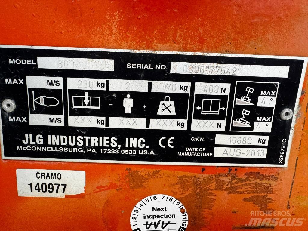 JLG 800AJ Nacele cu brat articulat