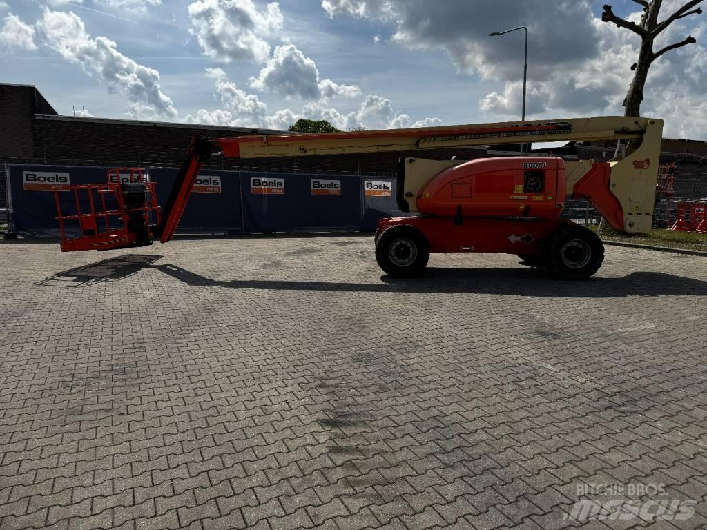 JLG 800AJ Nacele cu brat articulat