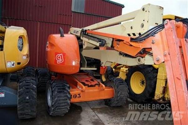 JLG 450 AJ (15 metros) Nacele cu brat articulat