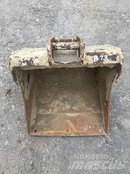  18 BUCKET, 30mm PINS Pistoane