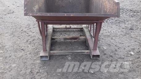  FORKLIFT SKIP Utilaje construcții - Altele