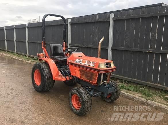 Kubota B1750 Buldoexcavatoare