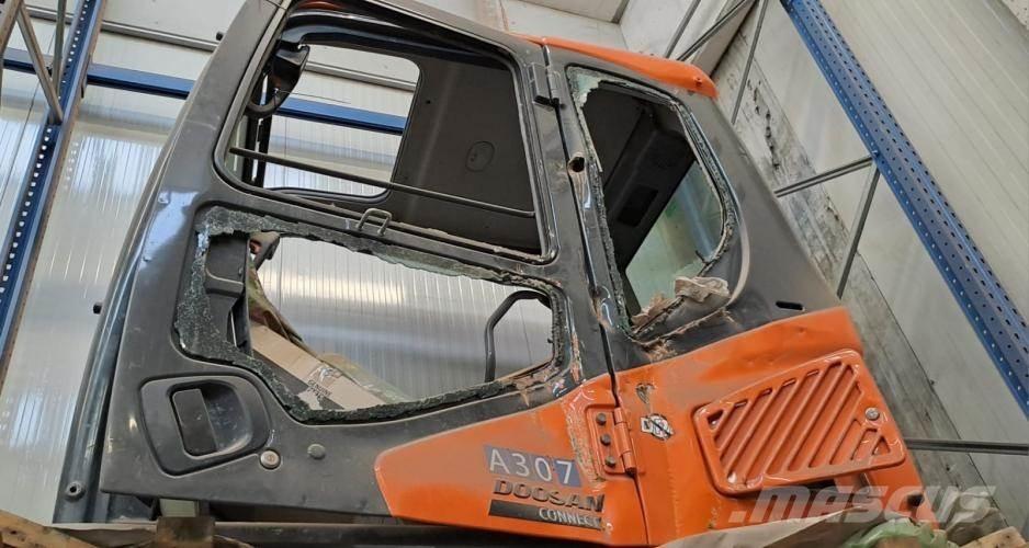 Doosan DX235NLC-5 Utilaje construcții - Altele