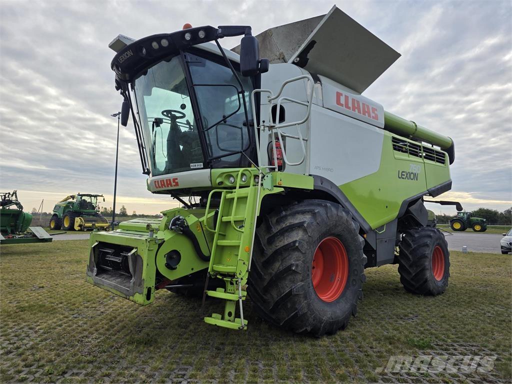 CLAAS Lexion 760 Combine de secerat