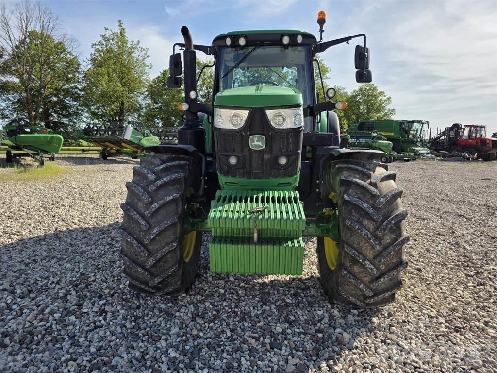 John Deere 6155M Tractoare