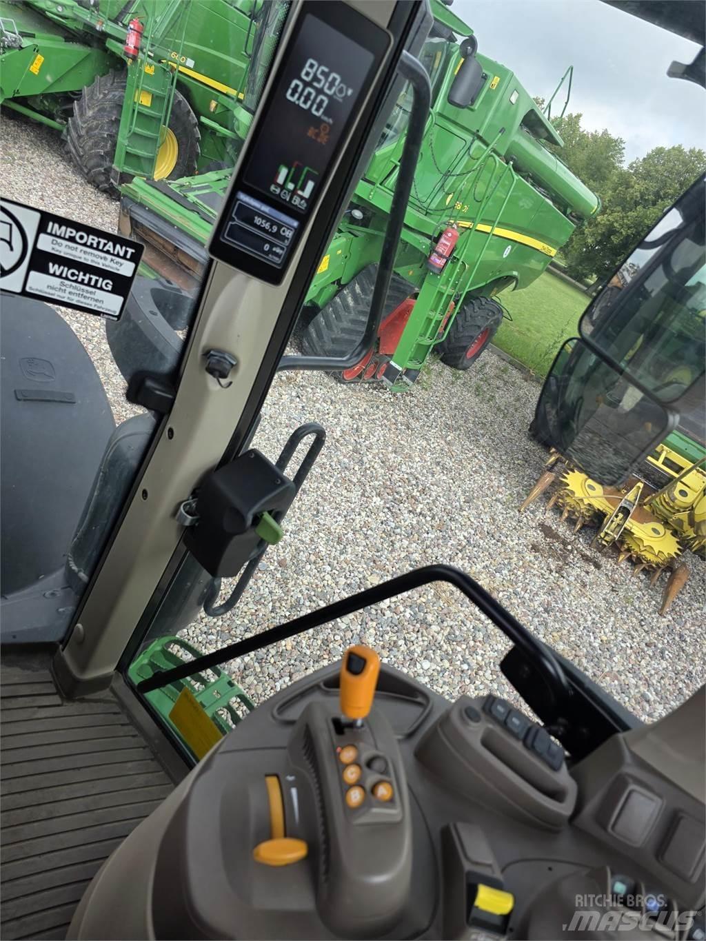 John Deere 6155M Tractoare