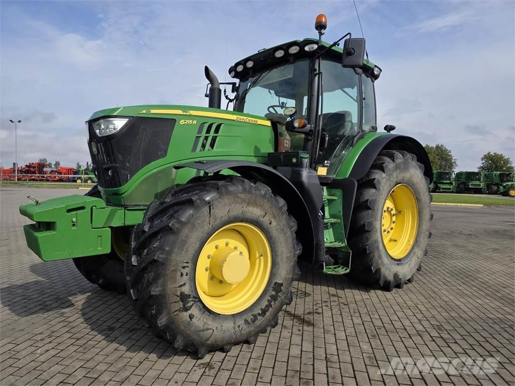 John Deere 6215R Tractoare