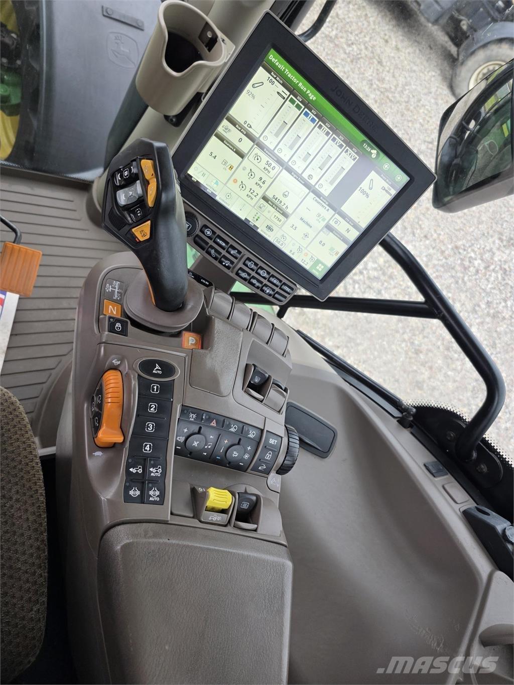John Deere 6250R Tractoare