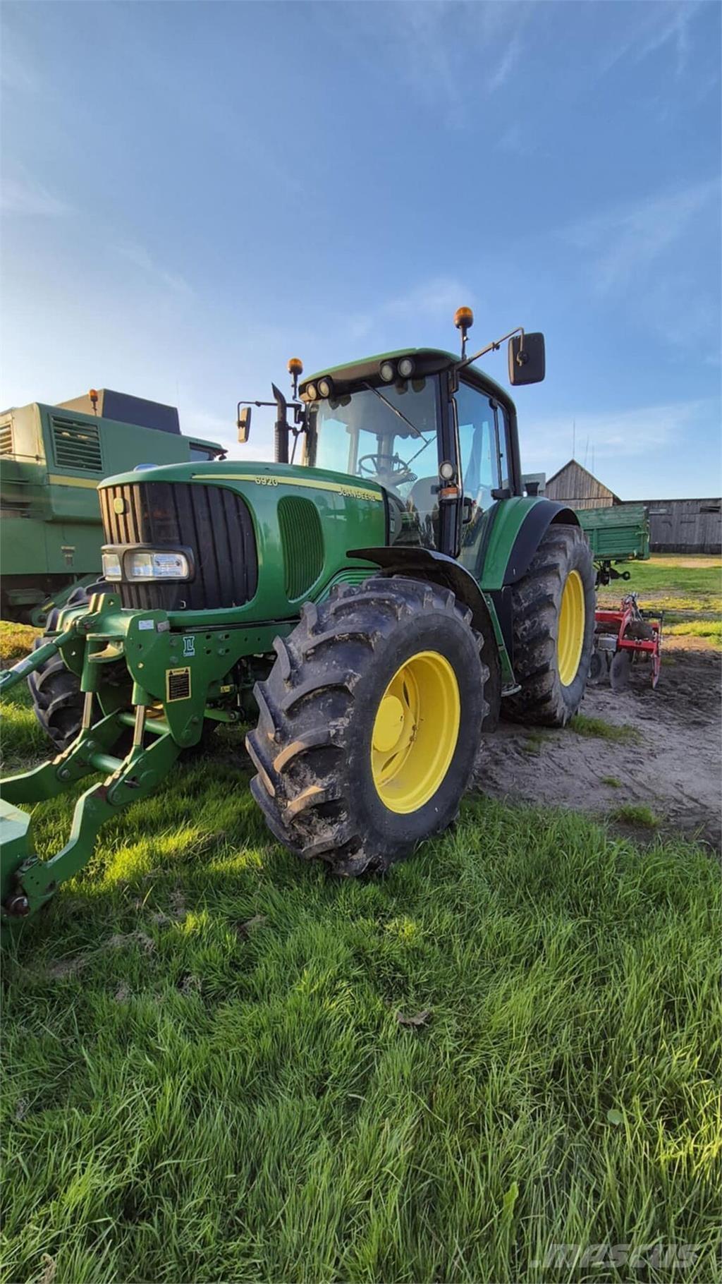 John Deere 6920 Tractoare