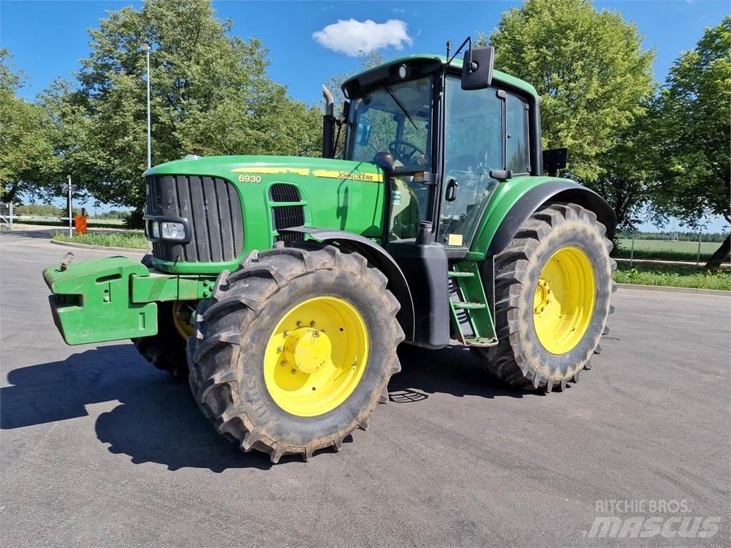 John Deere 6930 Tractoare