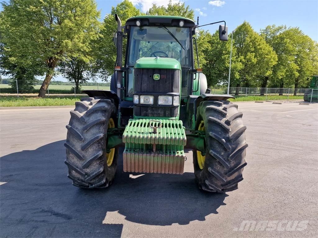 John Deere 6930 Tractoare