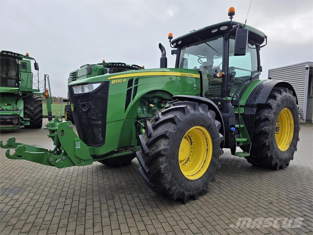 John Deere 8320R Tractoare
