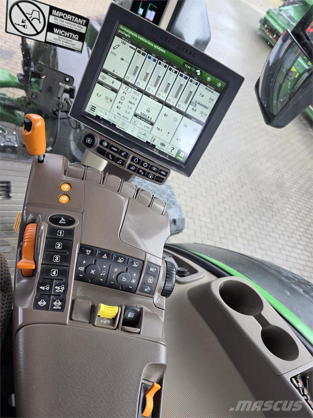 John Deere 8320R Tractoare