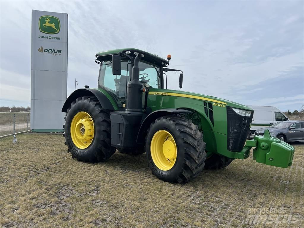 John Deere 8400R Tractoare