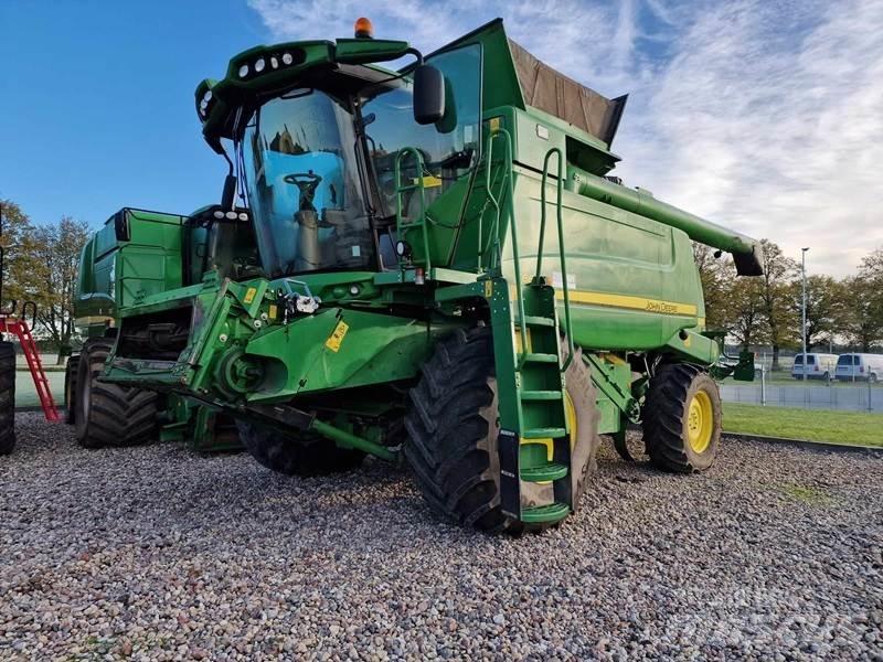 John Deere T660 Combine de secerat