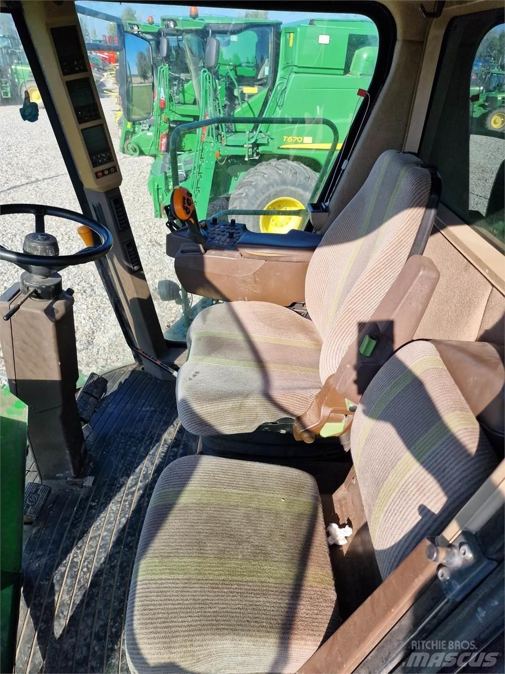 John Deere T670 Combine de secerat