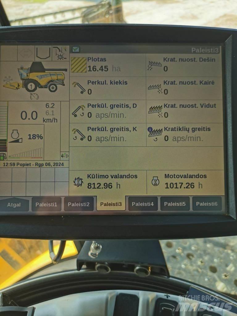New Holland CX8.85 Combine de secerat