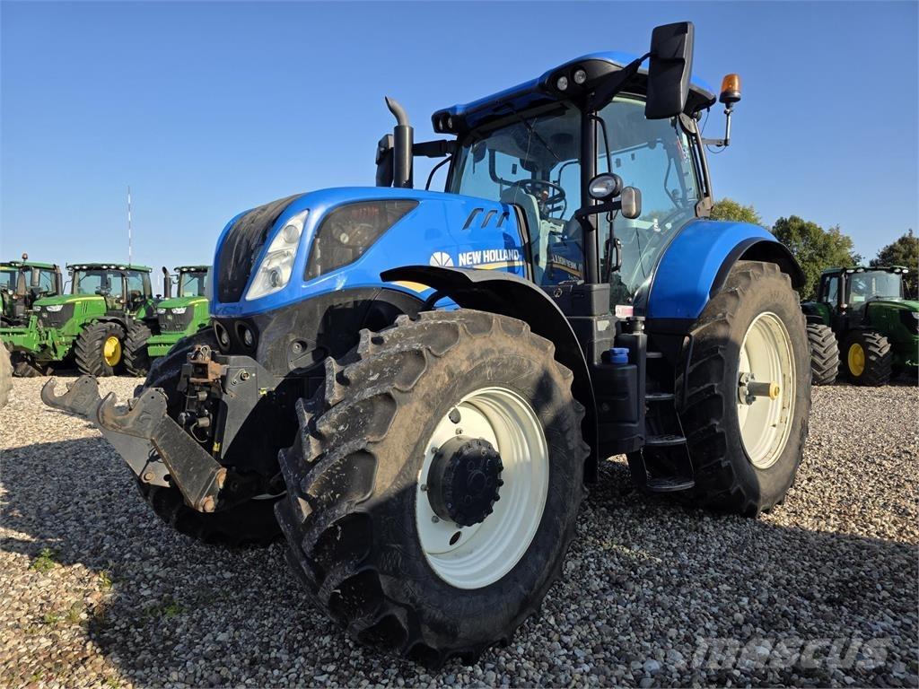 New Holland T7.215S Tractoare