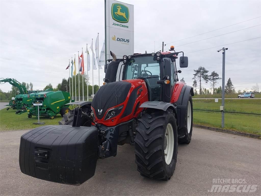 Valtra T234 Tractoare