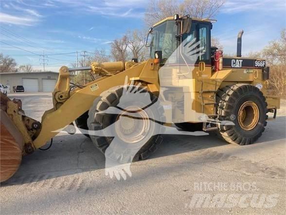 CAT 966F II Incarcator pe pneuri