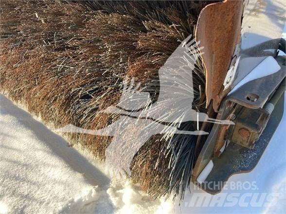 Sweepster 8' Alte componente