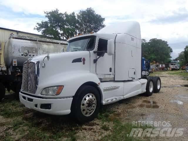 Kenworth T 660 Autotractoare