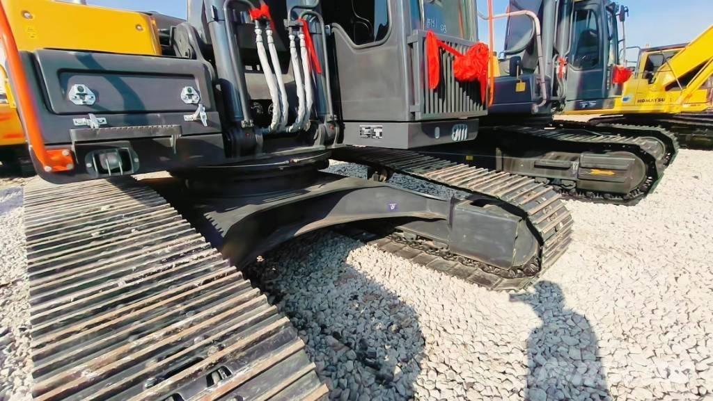 Volvo EC 240 Excavatoare pe șenile
