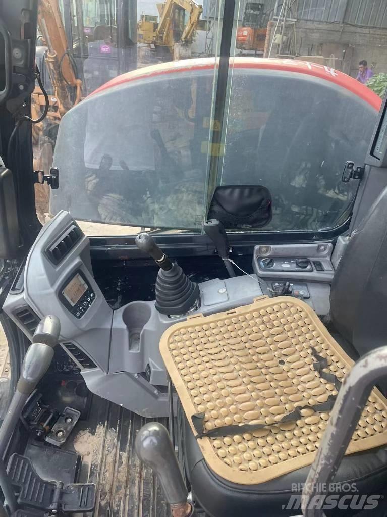 Kubota KX163 Excavatoare pe șenile
