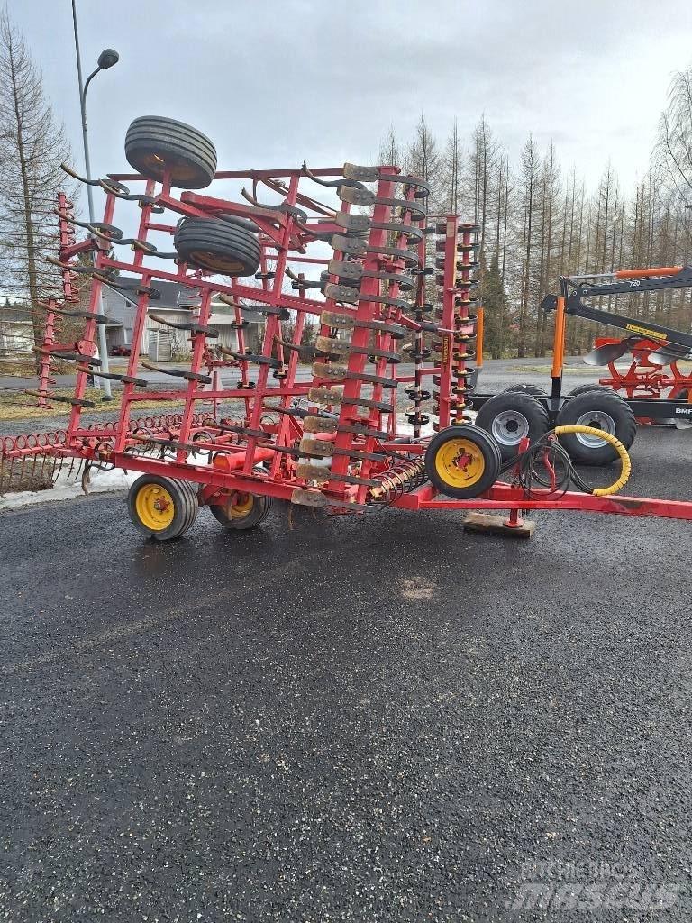 Väderstad NZE 700 Grape